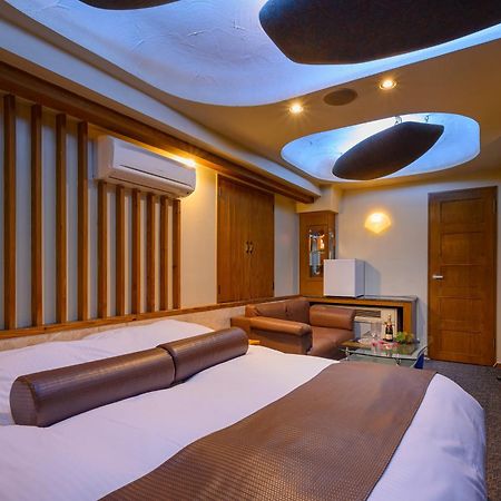 Water Hotel Mw (Adults Only) Saitama Exteriör bild