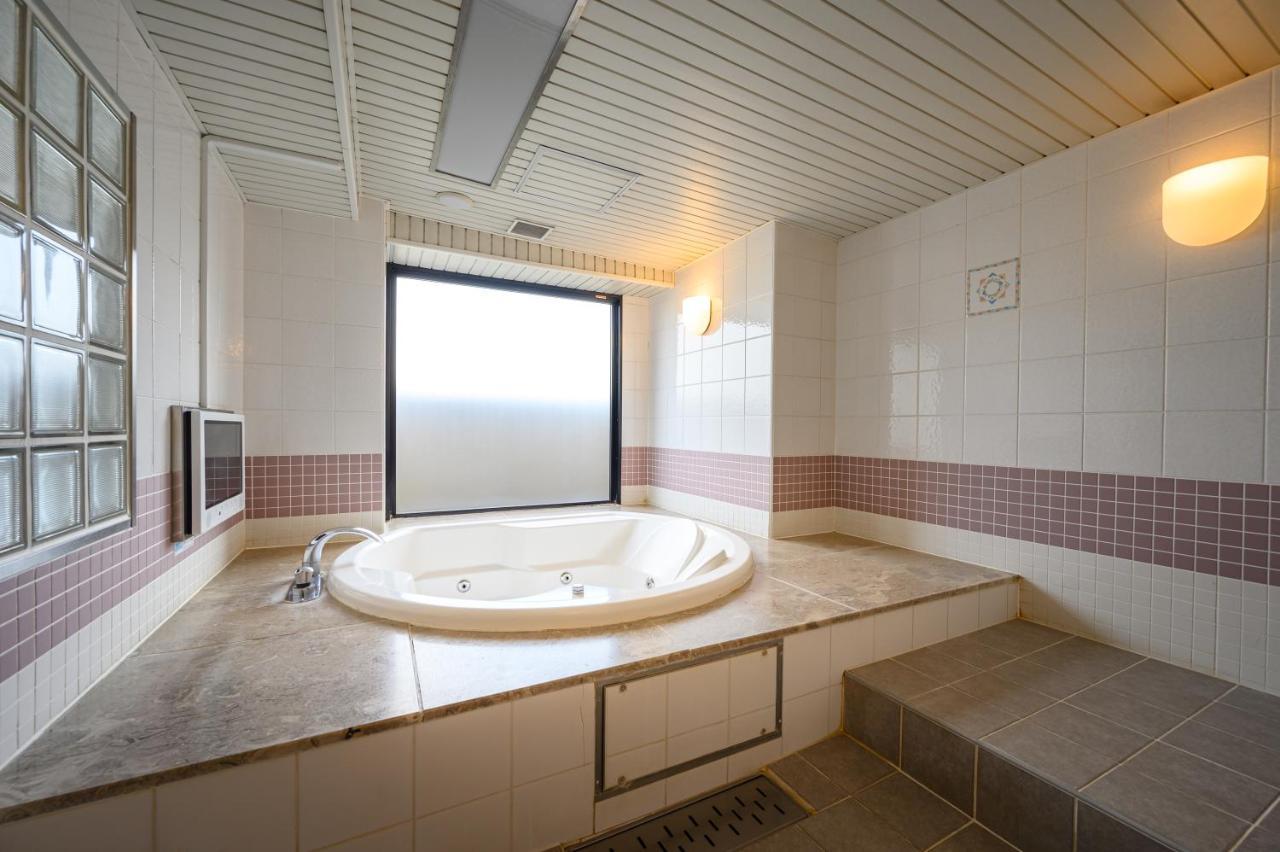 Water Hotel Mw (Adults Only) Saitama Exteriör bild